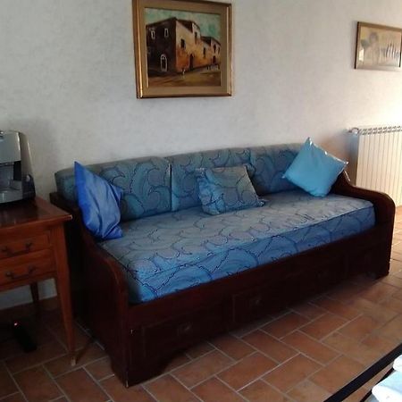 Il Borgo 38 Bed & Breakfast Scapoli Exterior photo